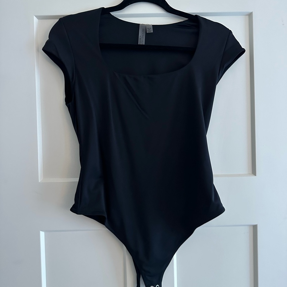 RD Style Second Skin Black Top